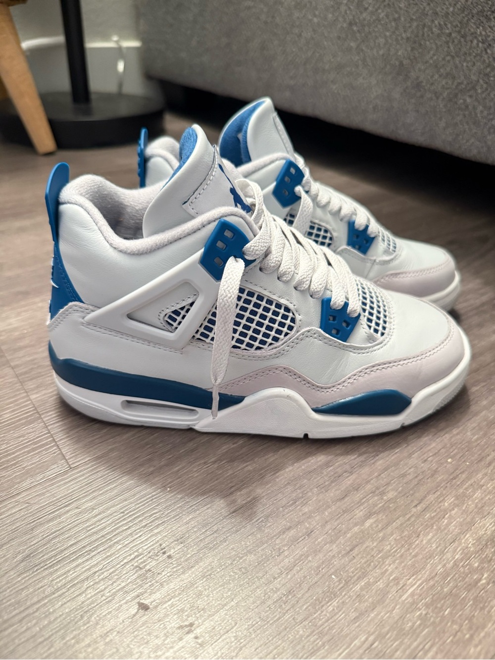 Jordan 4 Retro Military Blue